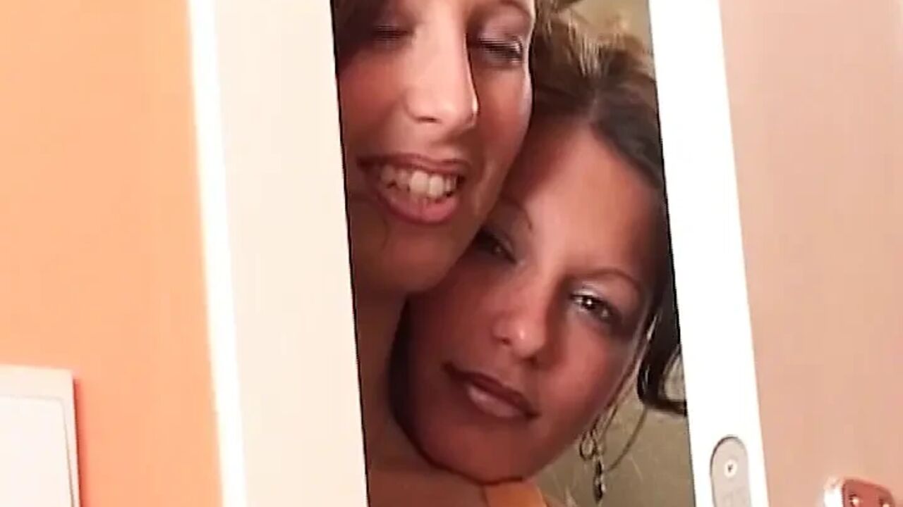 Cute German Teen Got Her Pussy Fingered with Her BFF