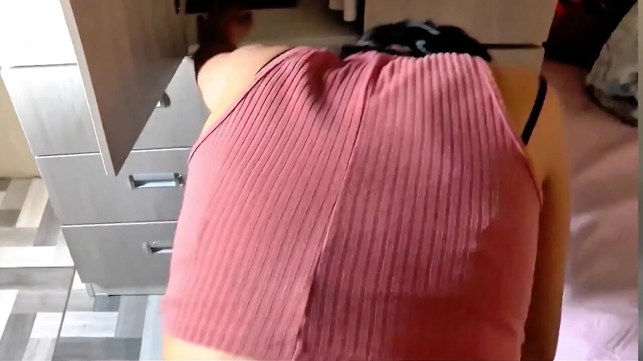 Hot Chat with My Best Friend's Boyfriend with Happy Final | Natasha Homemade - Nati Sweet