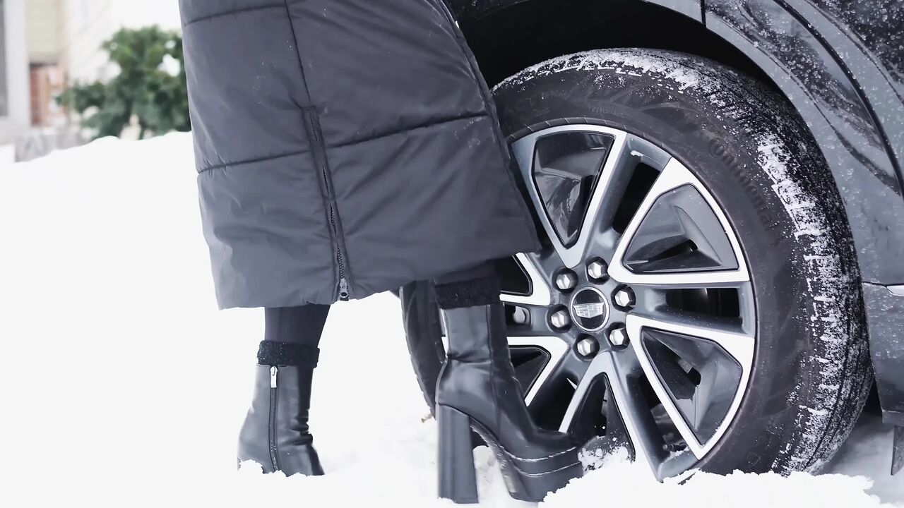 Help, My Car Is Stuck in the Snow.