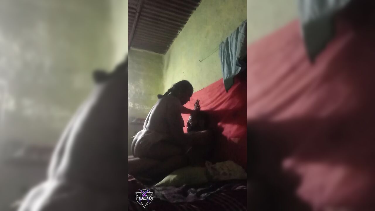 Unsatisfied Desi Village Bhabhi Fucked with Her Devar