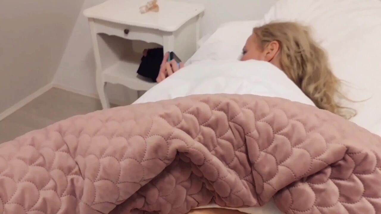Amateur Blonde Mature Wife Enjoys Sex