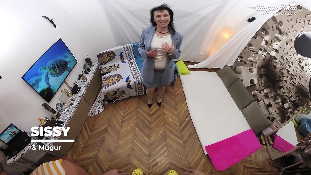 Hairy mature Sissy have sex with Mugur