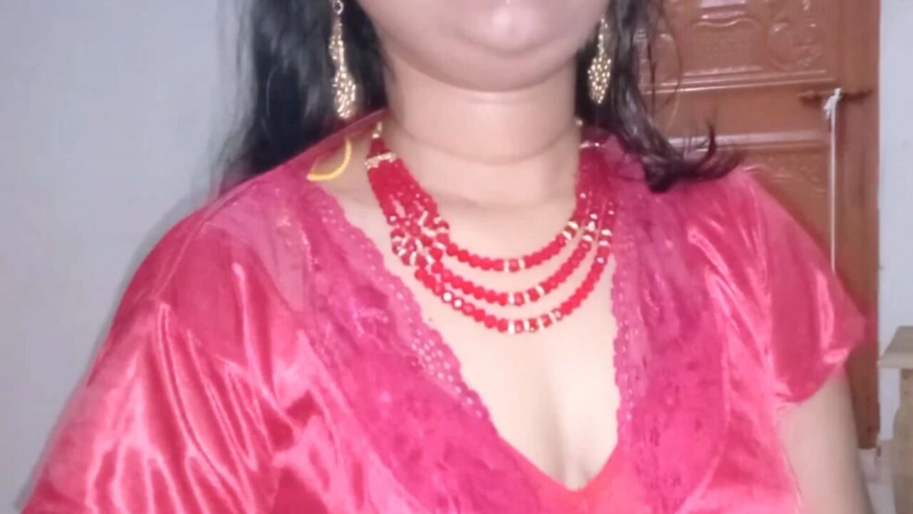 Fucking an Indian Desi Bhabhi at her home is a different experience. Part_01