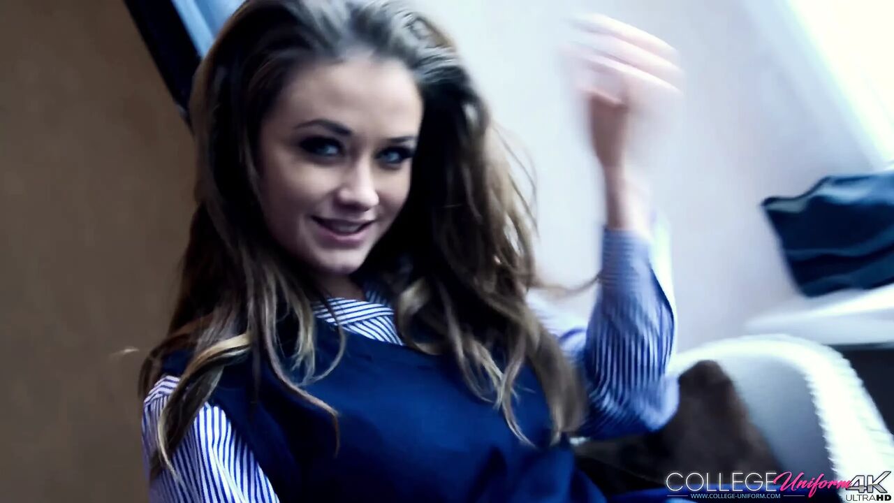 Footloose Featuring Jess Impiazzi