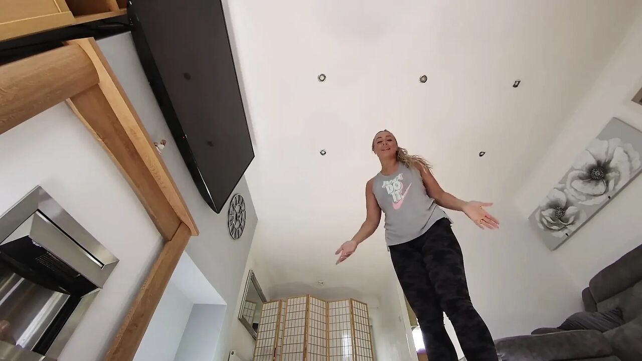 Beth Bennett - Facesitting Panty Stuffing