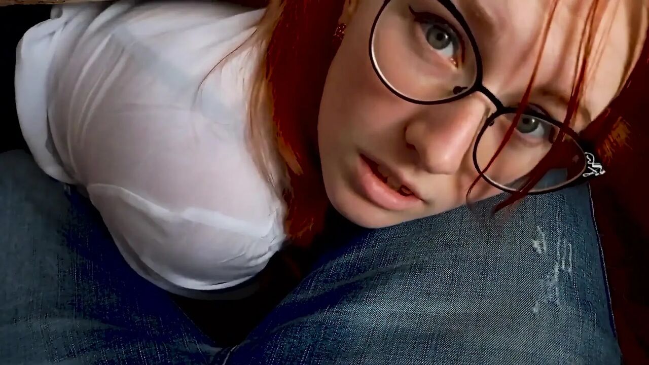 A Classmate Sucked a Dick Under a Desk on a Lesson