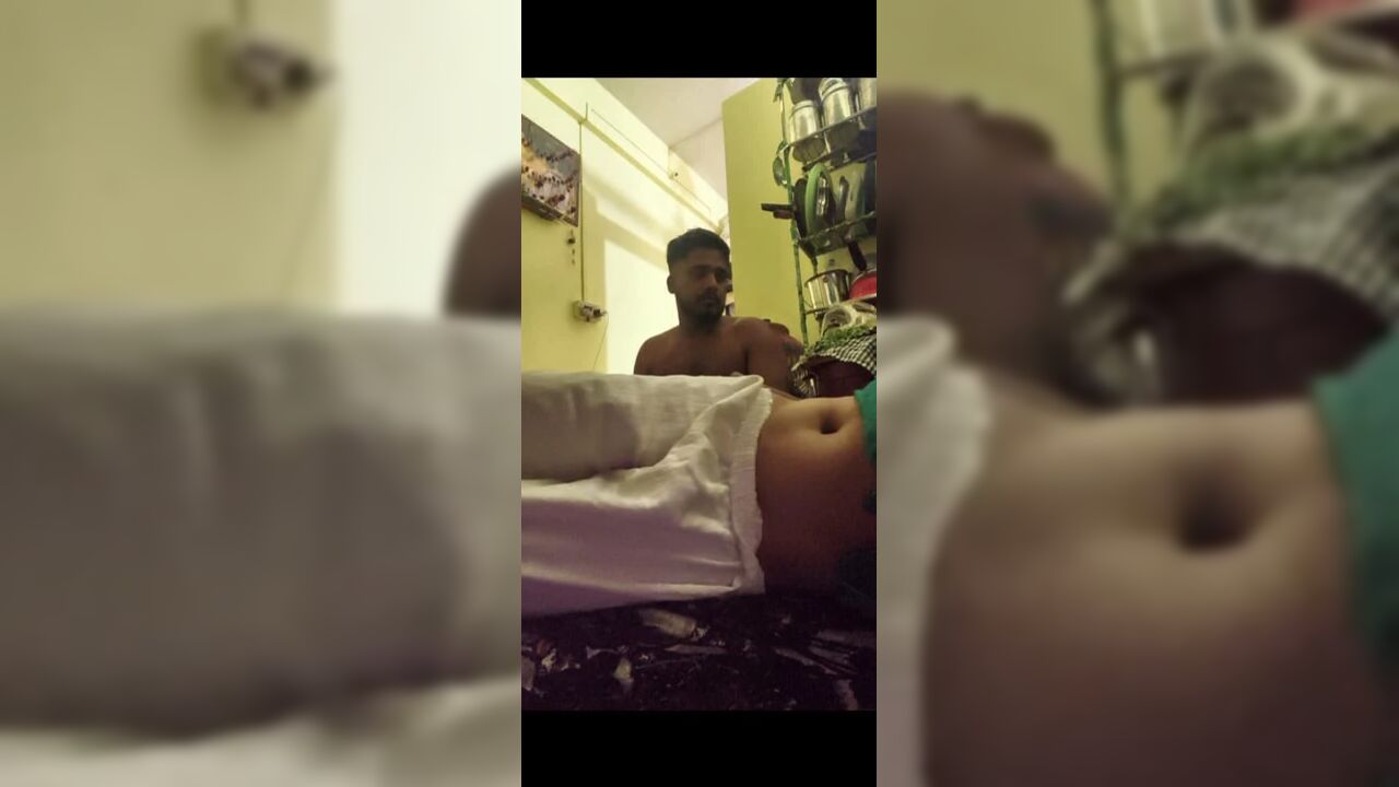 Indian Marathi Vaini's Gand Message