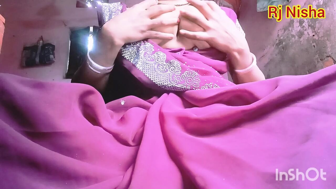 Biggest pusssy in indian women masterbate by fingering part 3