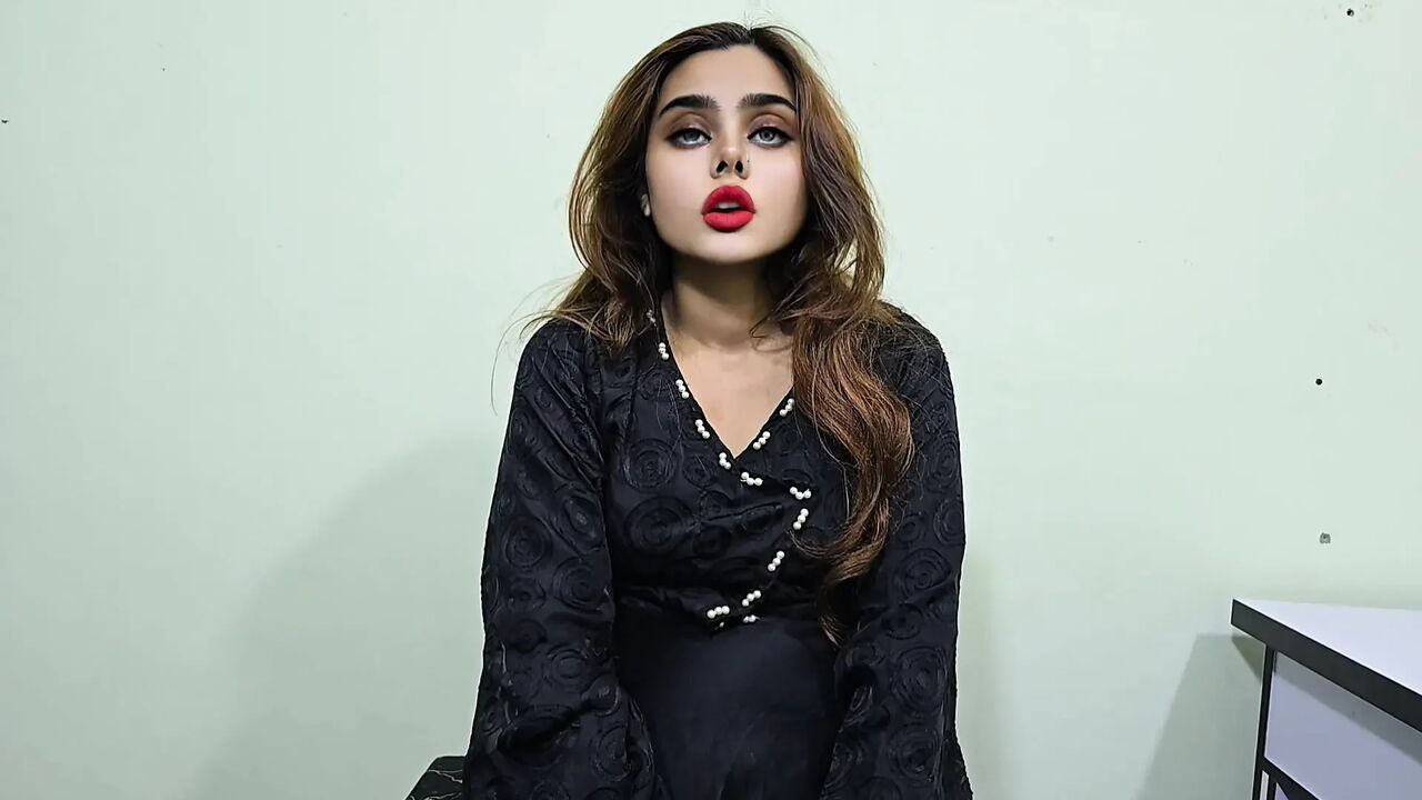 Part 1 Desi Behan Ko Manaya Sexx K liye