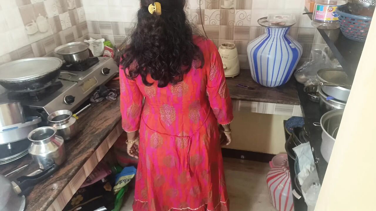 Housewife homemade kitchen fuck