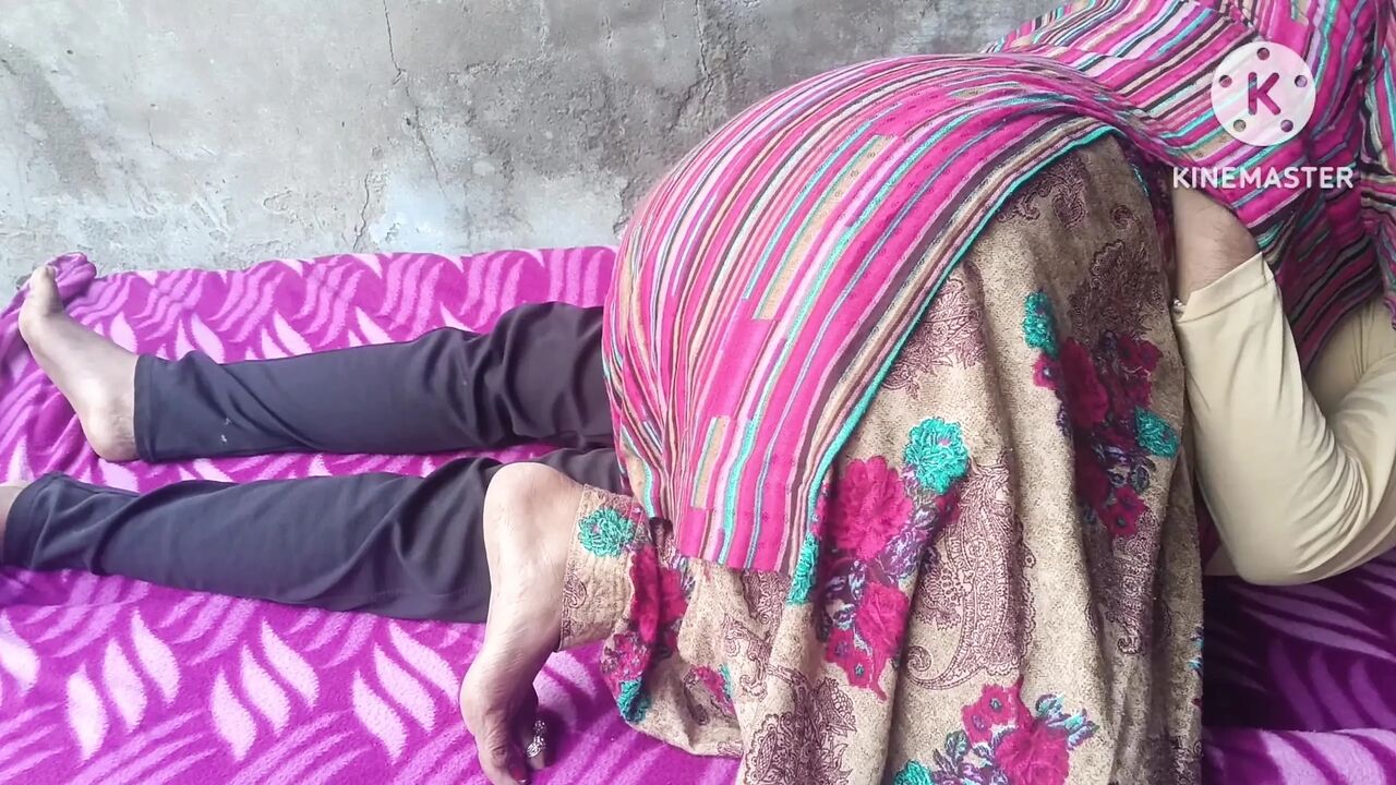 same bed. (Full Hindi audio)