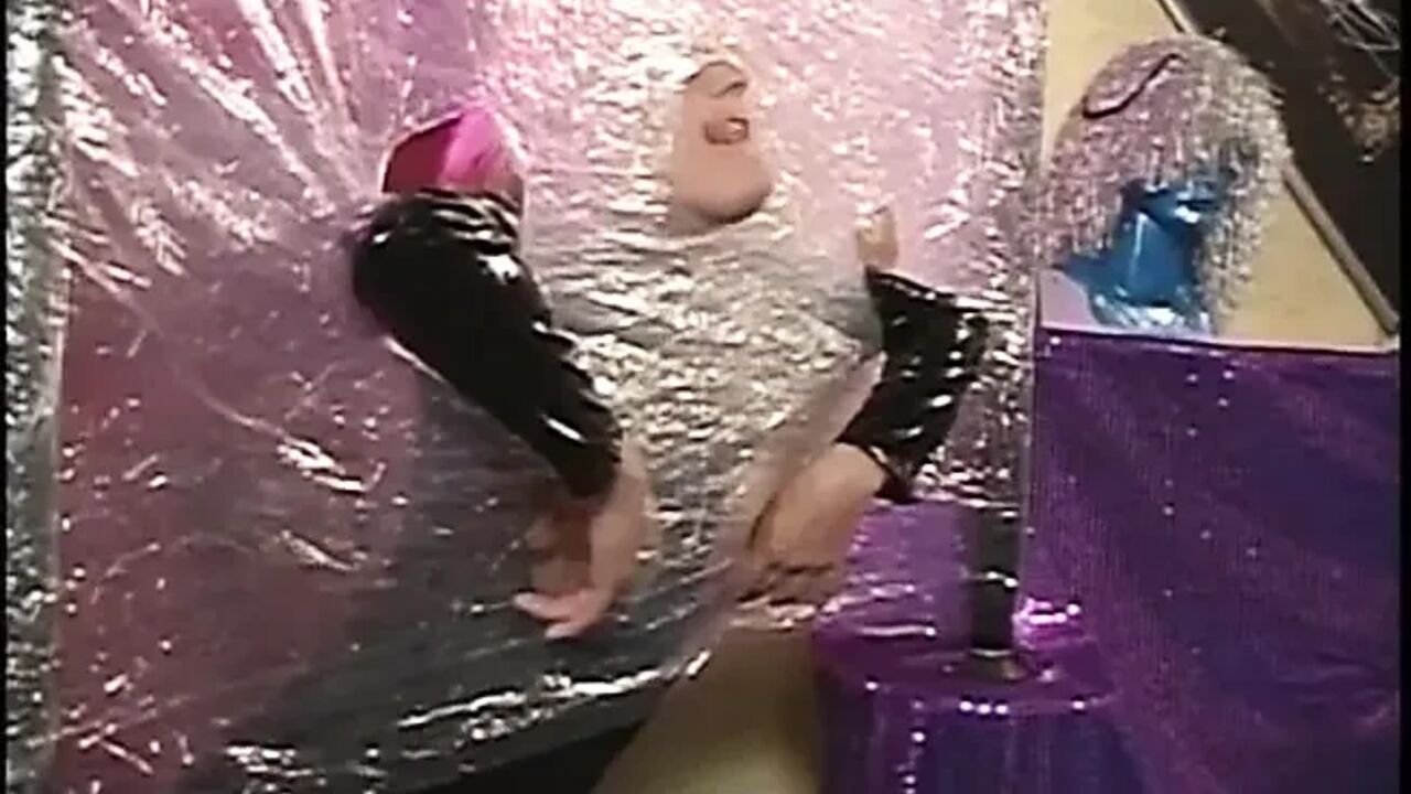 Crazy perverse desires - scene #09
