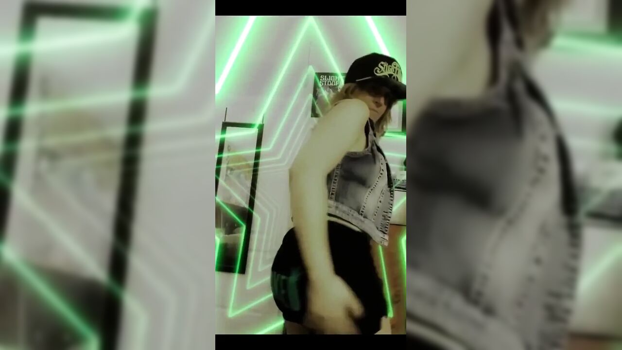 3704772852.mp4