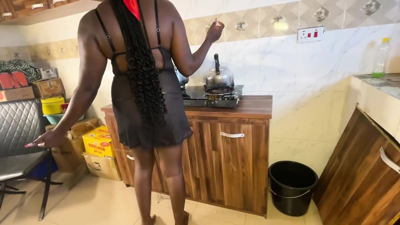 Wife Making Food for Hubby and Got Fucked