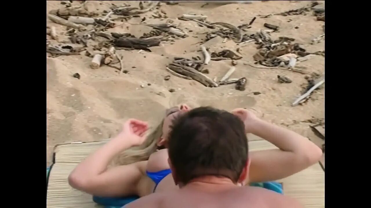 Keri Windsor: Blonde, Busty, Hard Fucked by the Sea