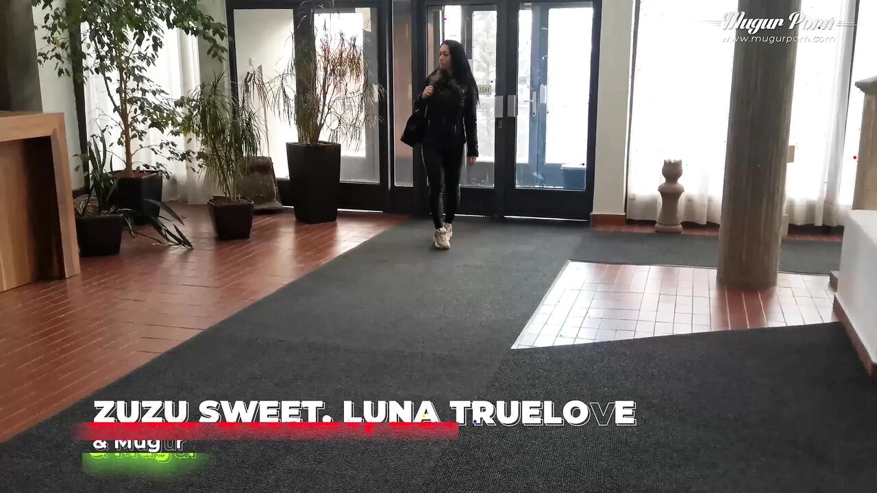 Threesome massage & fuck featuring Luna truelove and Zuzu Sweet