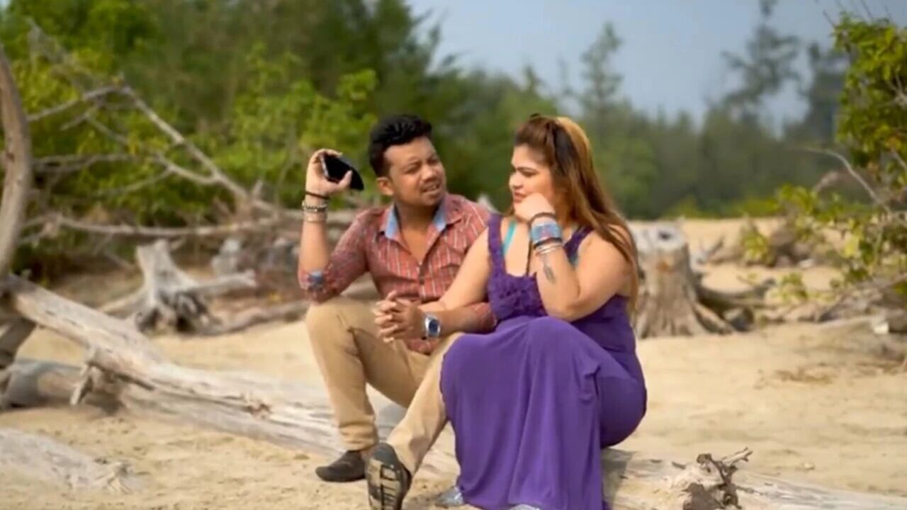 Tharki BoyFriend ..