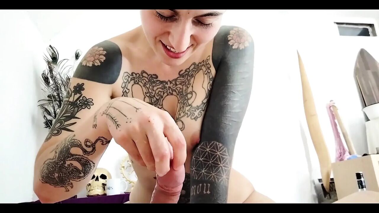 POV Handjob - I'm in Love with His Dick!