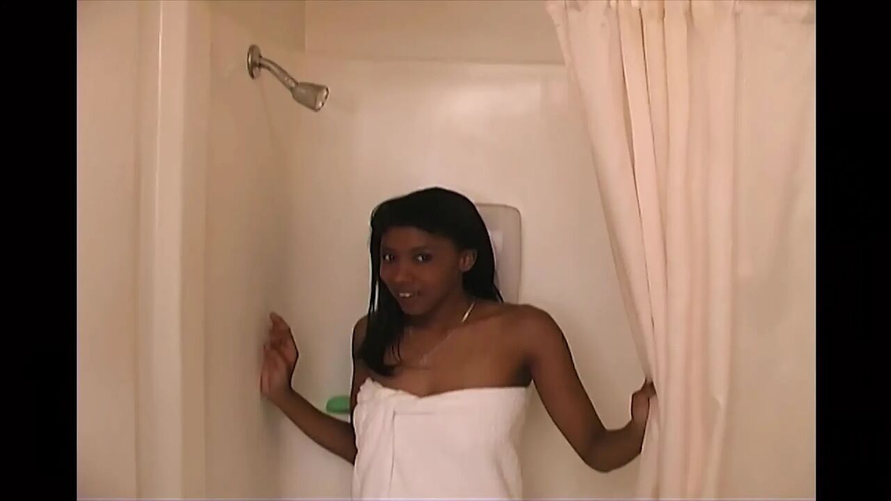 Ebony Sexy Babe Loves Sucki9ng Huge White Dick and Cum Swallow