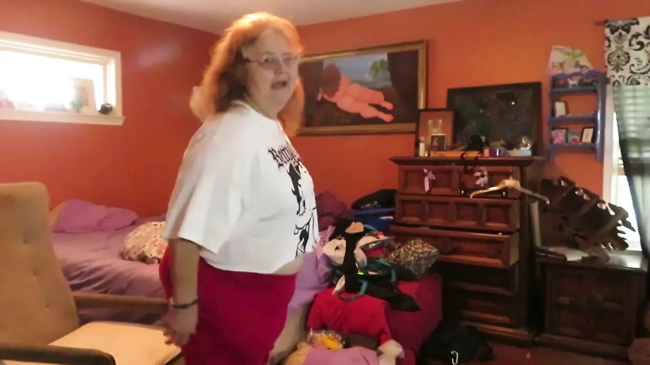 Requested cam show wearing betty boop crop top