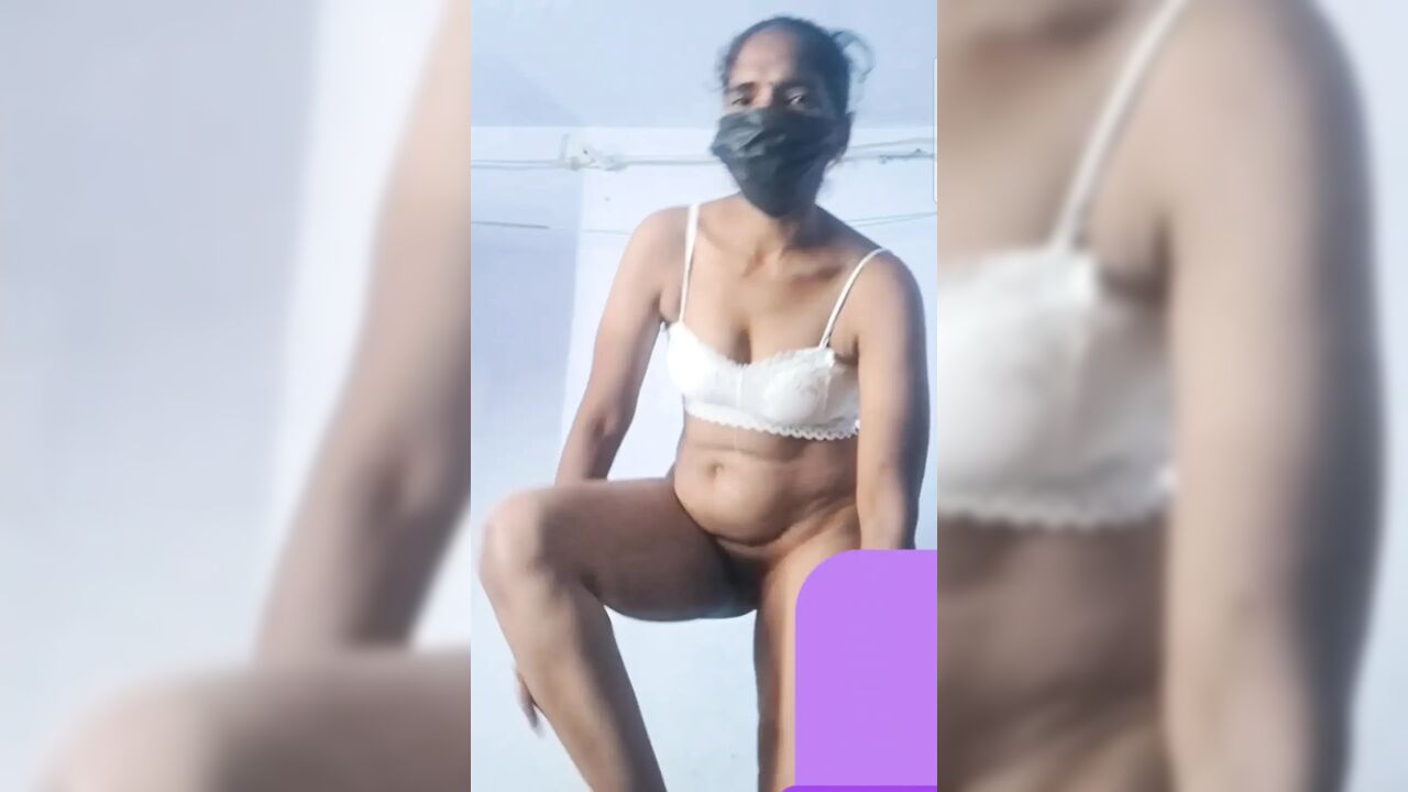 Tamil aunty video call with white inner