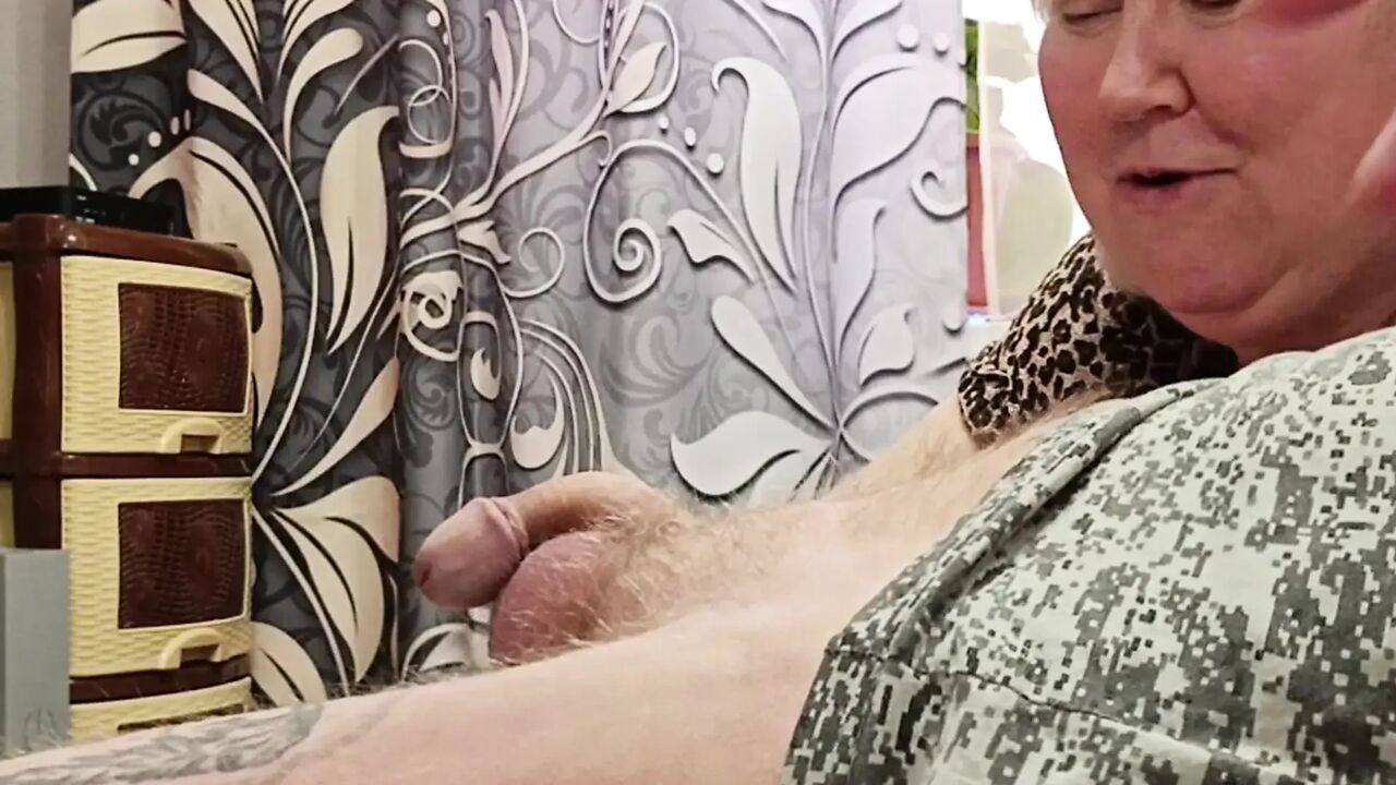 Stepmom sucks cock to get a mouthful of cum
