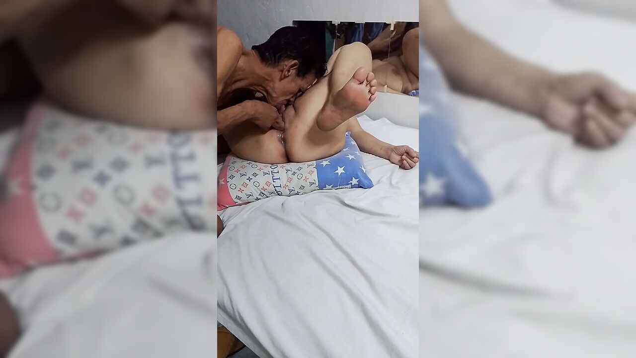 My everlasting fuck to my beautyful wife always eating her pussy to make creamy