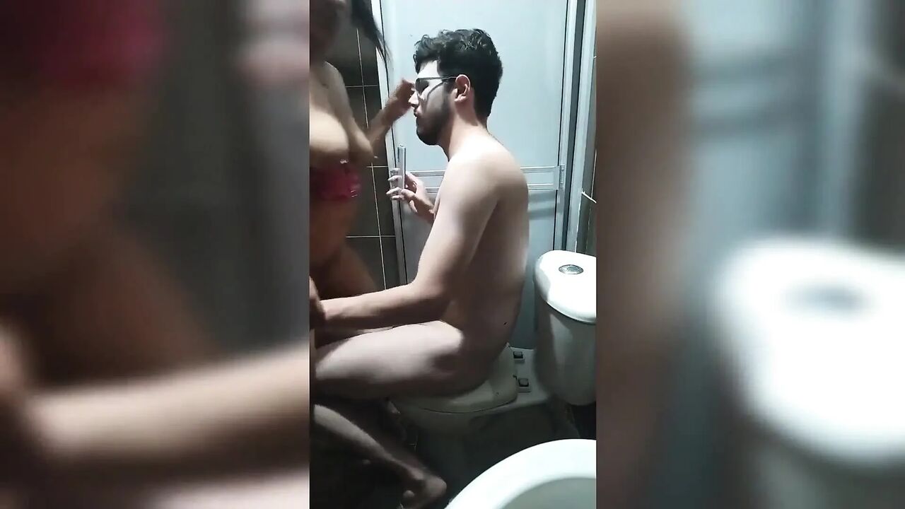 18 year old brunette big saggy tits from New York United States fucking her stepbrother's big dick facn