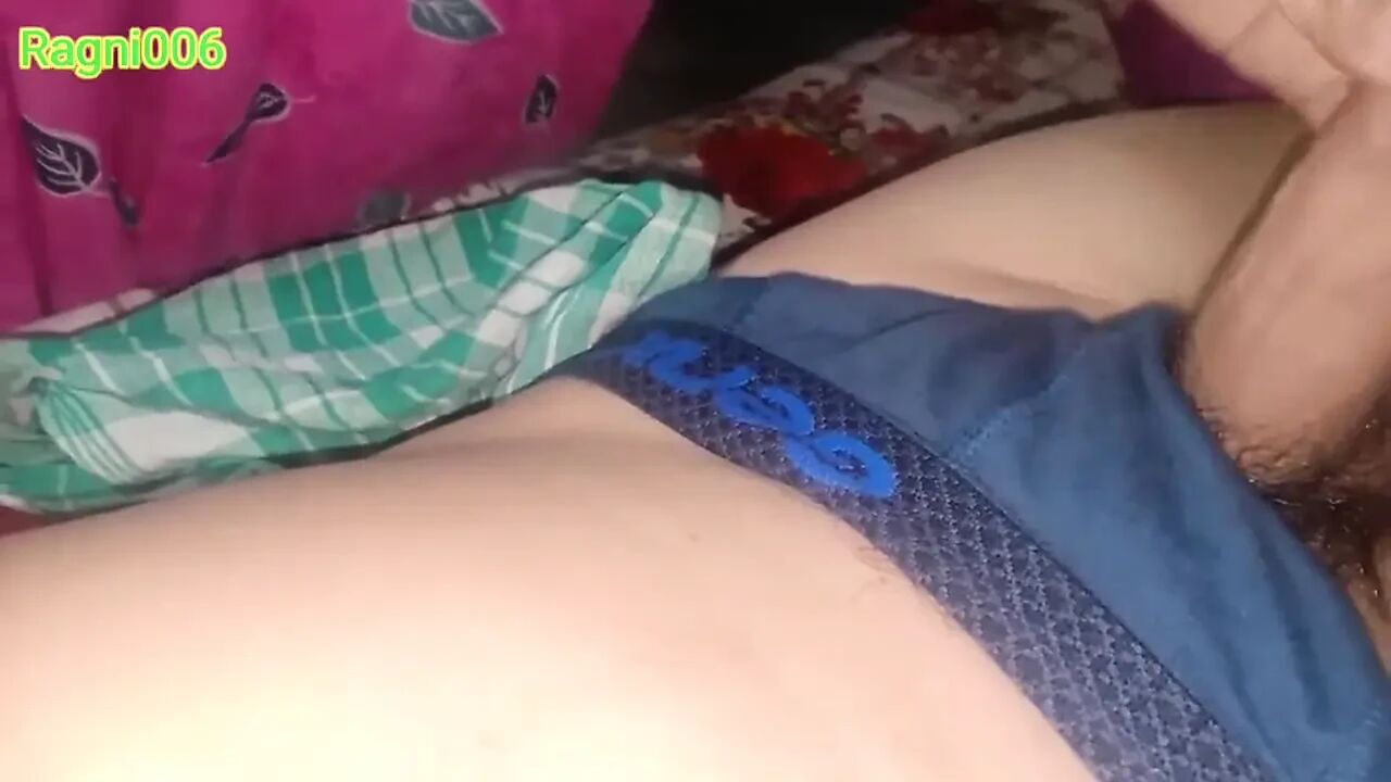 Indian Housewife Doggy Style Hard Fuck Ragni Bhabhi