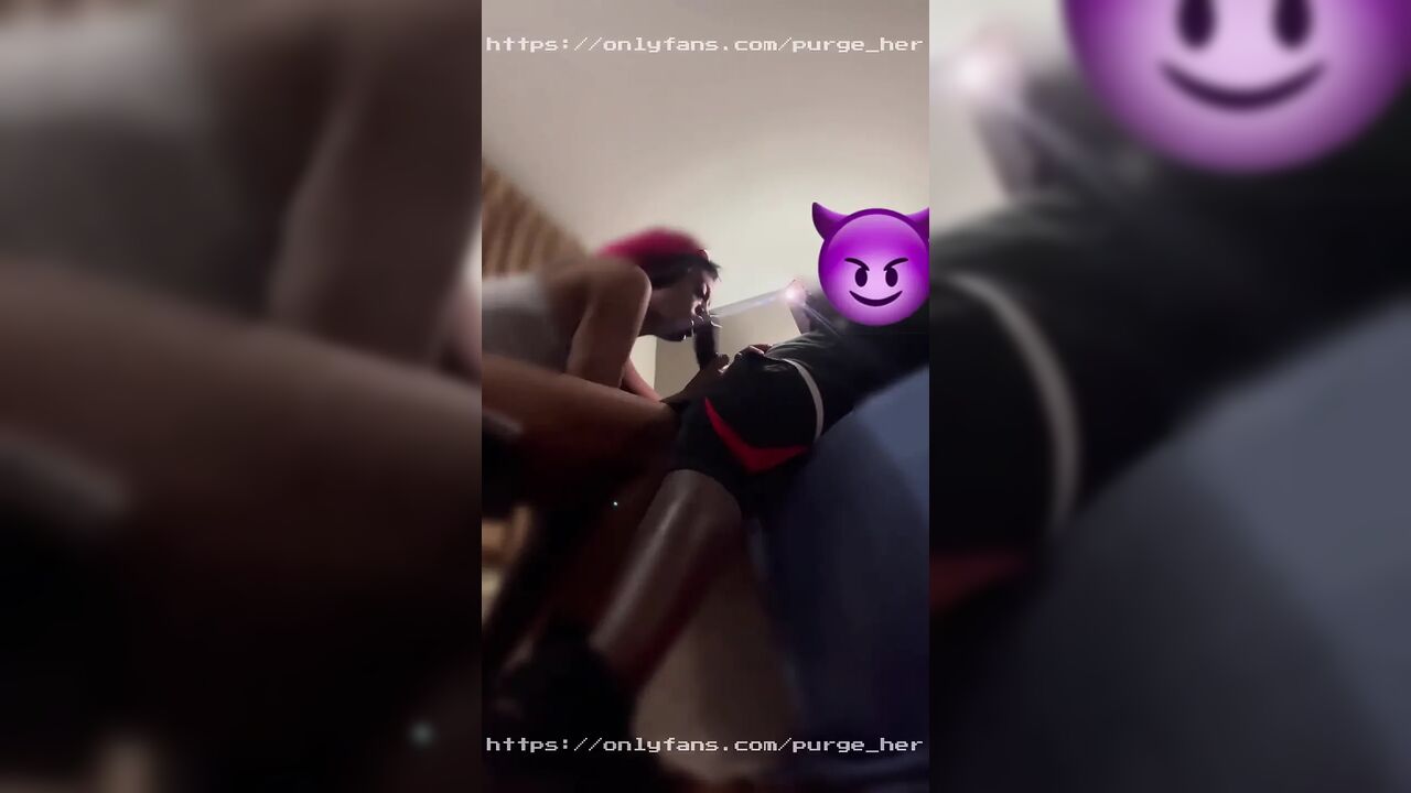 Emo Slut Work Hard for a Cumshot
