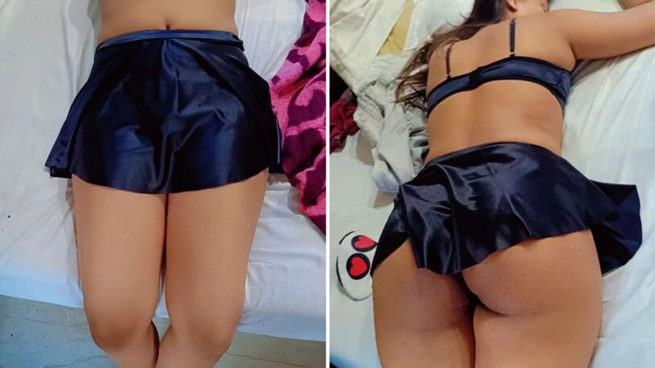 My new boyfriend fingered my pussy and fucked me fiercely.