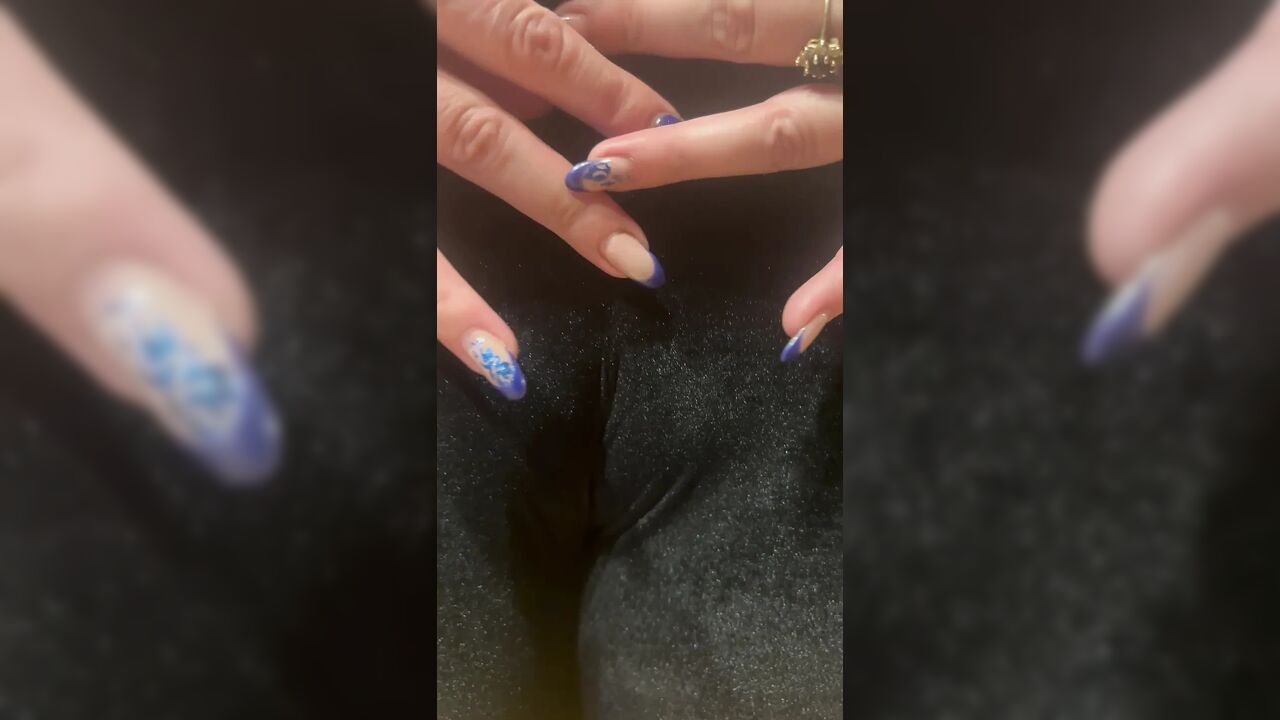 Ass Slaps & Cameltoe Play on the Bench