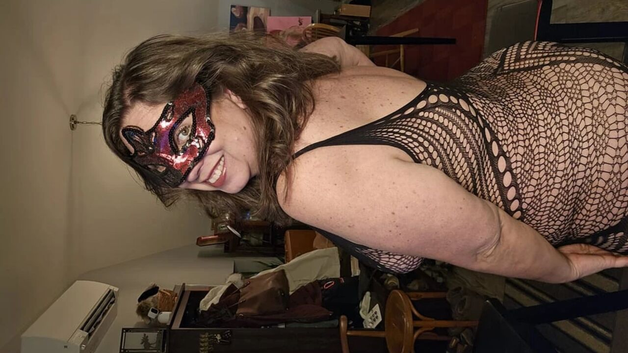 Mrs. A Squirts in a Dripping Mess
