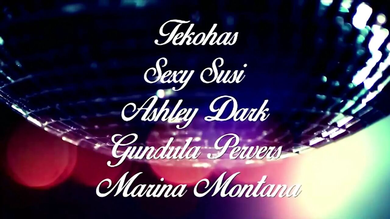 Hot group fuck with hot girls at the disco