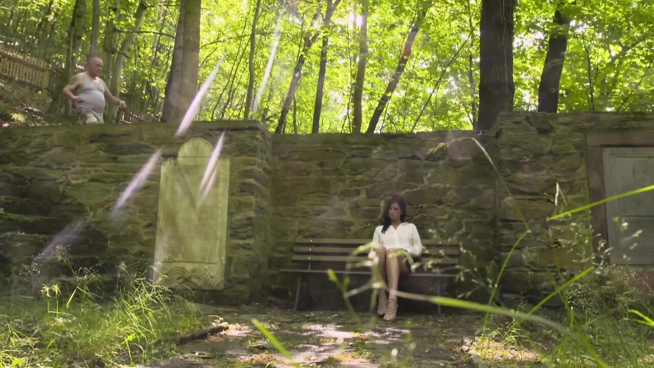 Lovely big ass brunette fucked outdoor in the woods