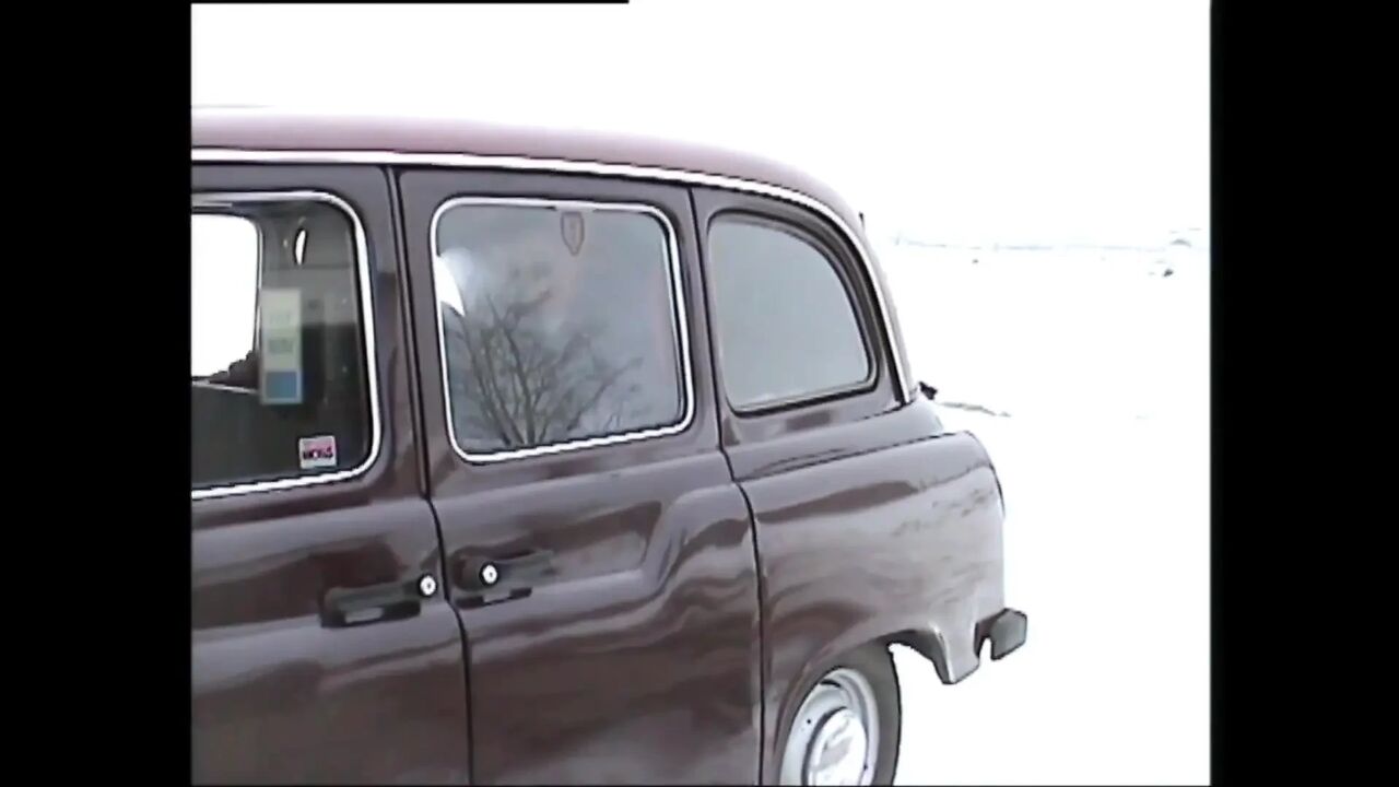 Car Sex with a Hot Blonde