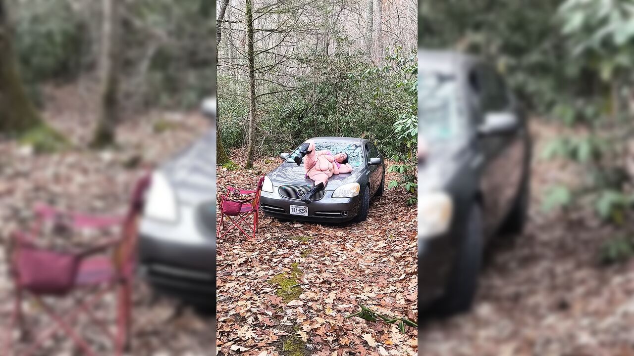 On the Hood Squirt to the Road No Matter Whose Watching She's Gonna Exaplose