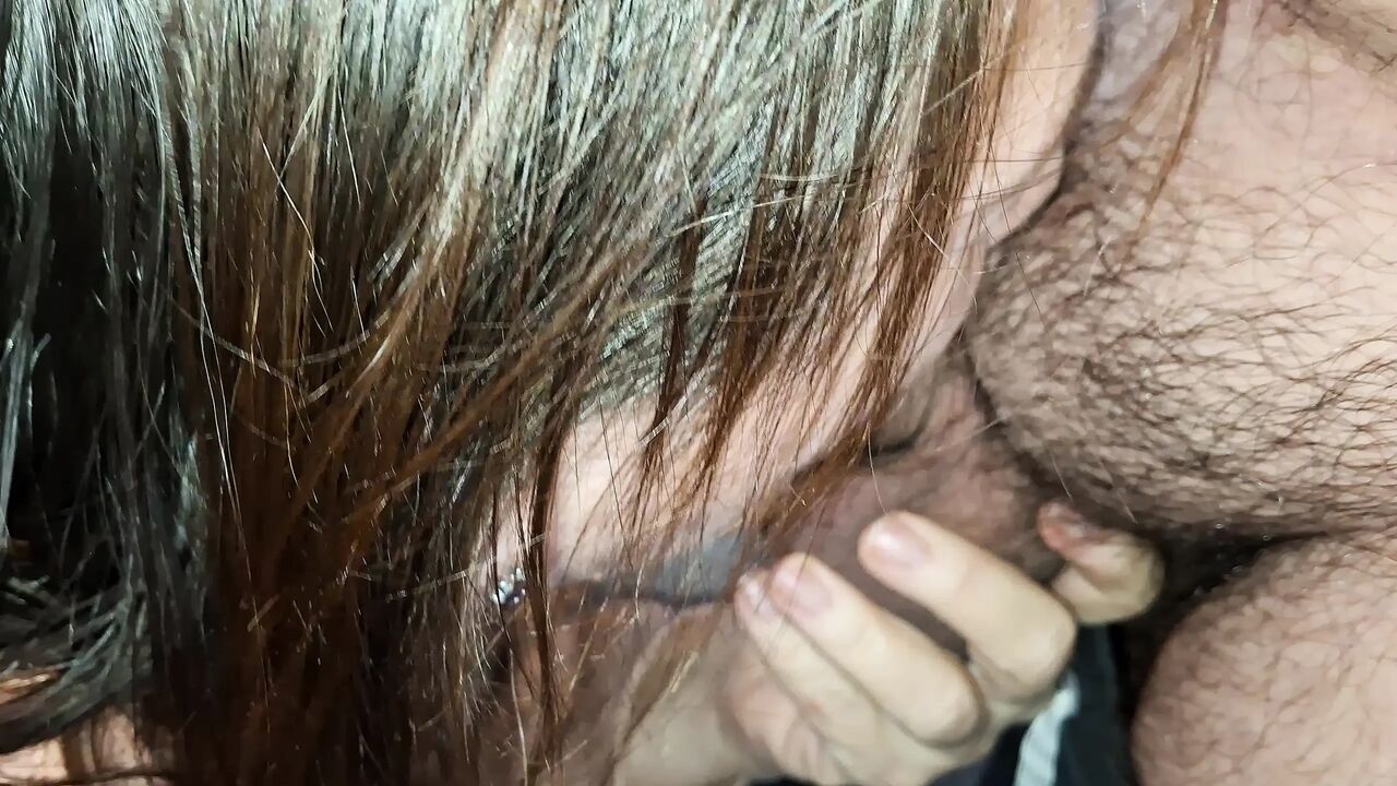 Granny sucks my dick, and I shoot my cum on her feet