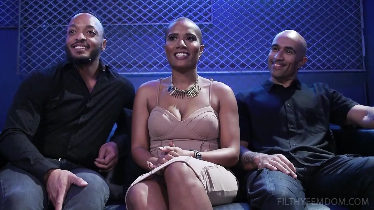 Club Cuck: Jet Setting Jasmine Humiliates Dillon Diaz at King Noire's Bar