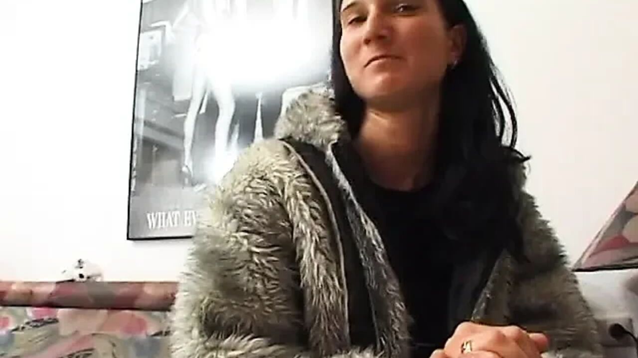 Slut masturbates, using her fingers