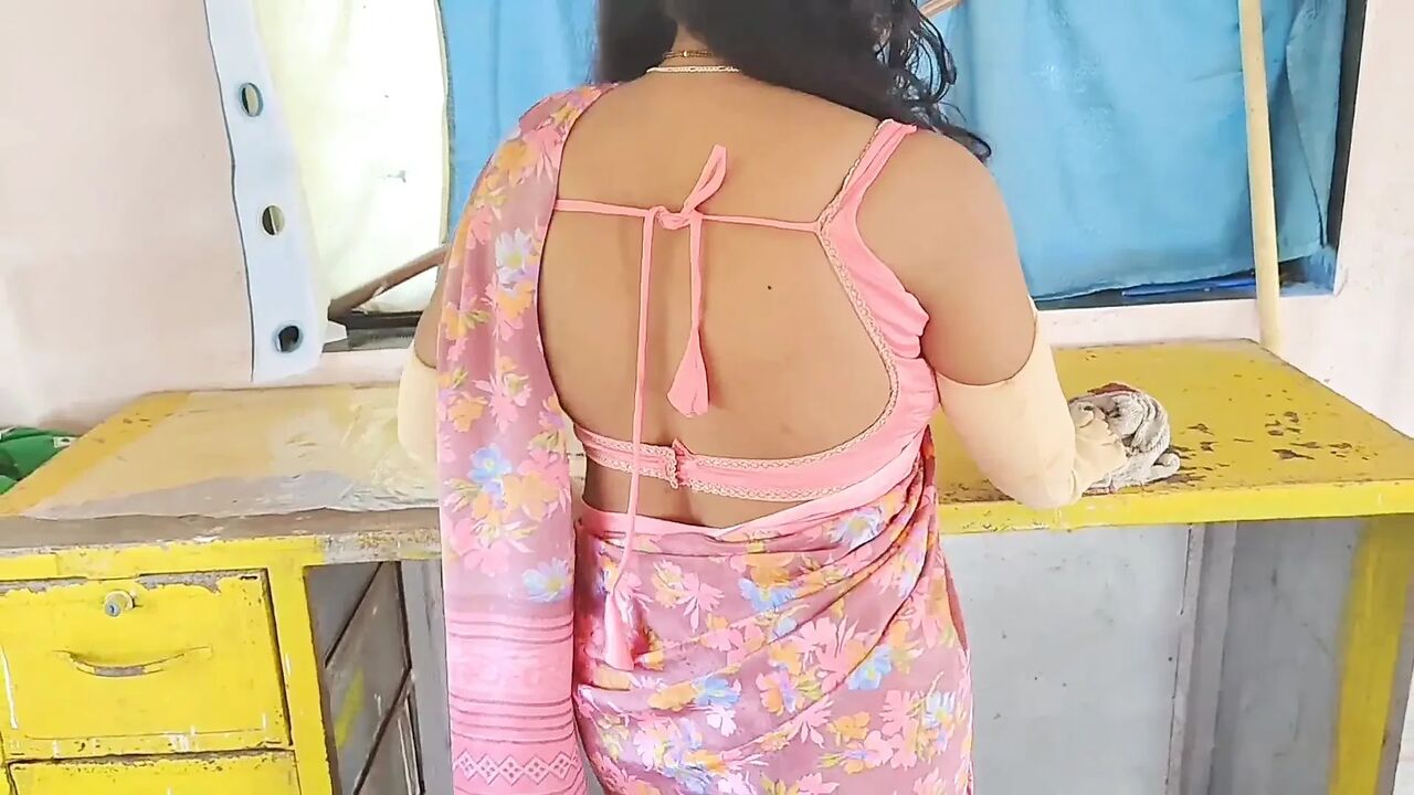 Lifting my legs and making a hot aunty in desi style