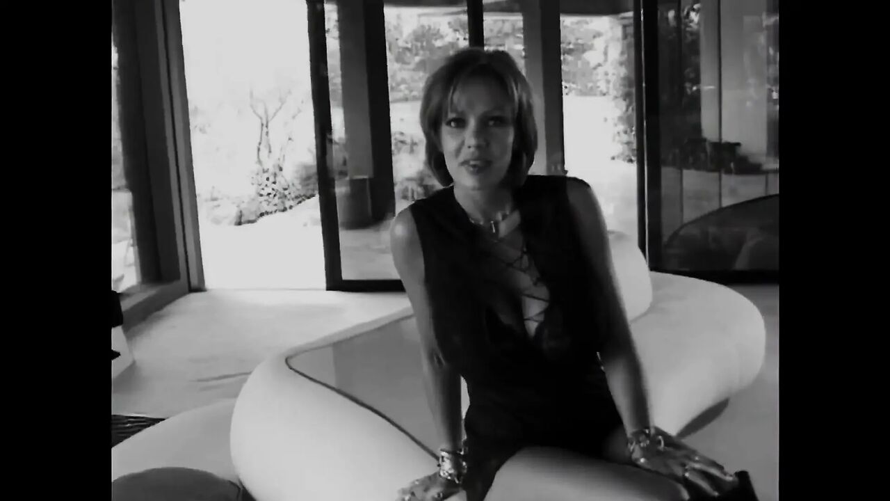 Blake Mitchell: an Amazing MILF Who Wants to Feel the Orgasm Inside of Her...