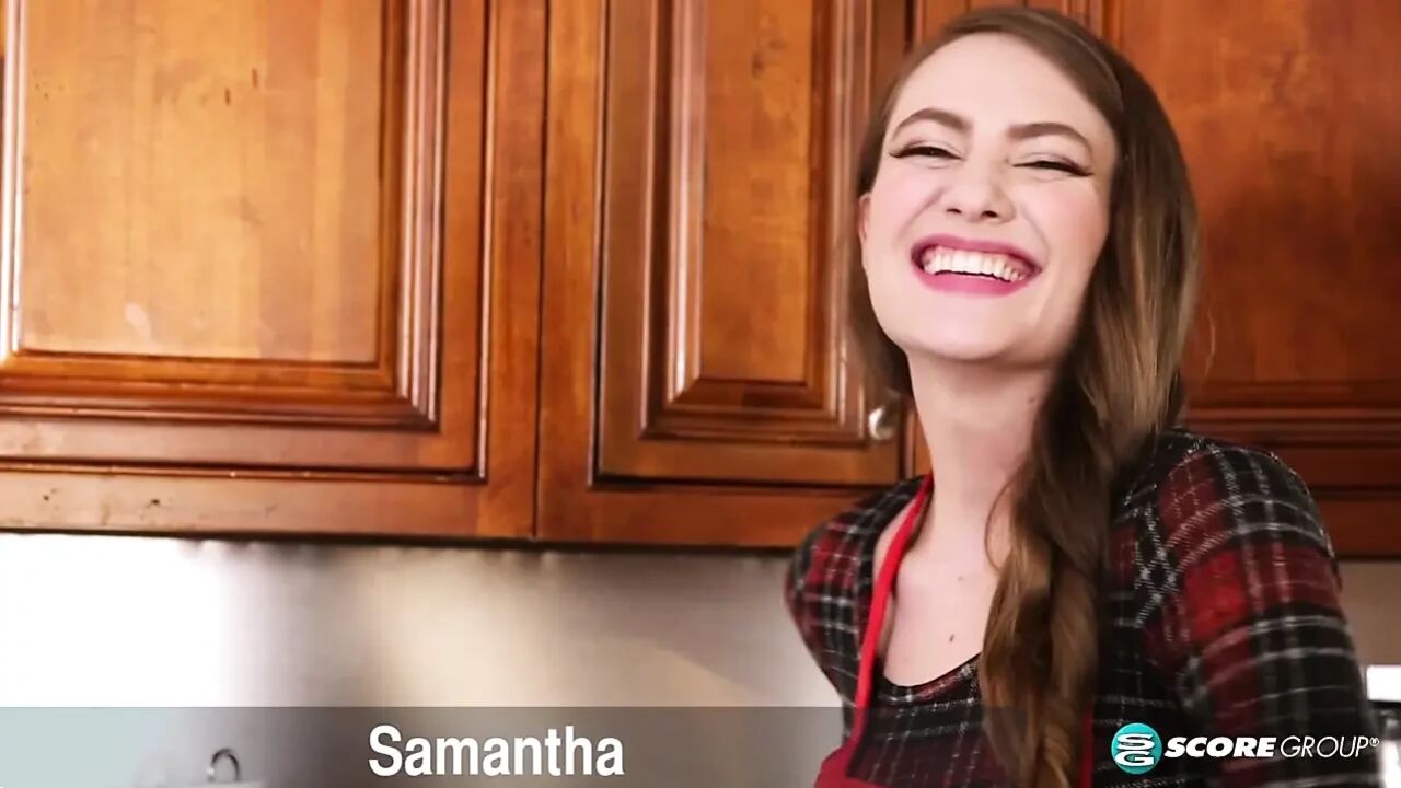 Cumming in the kitchen with girl-next-door Samantha