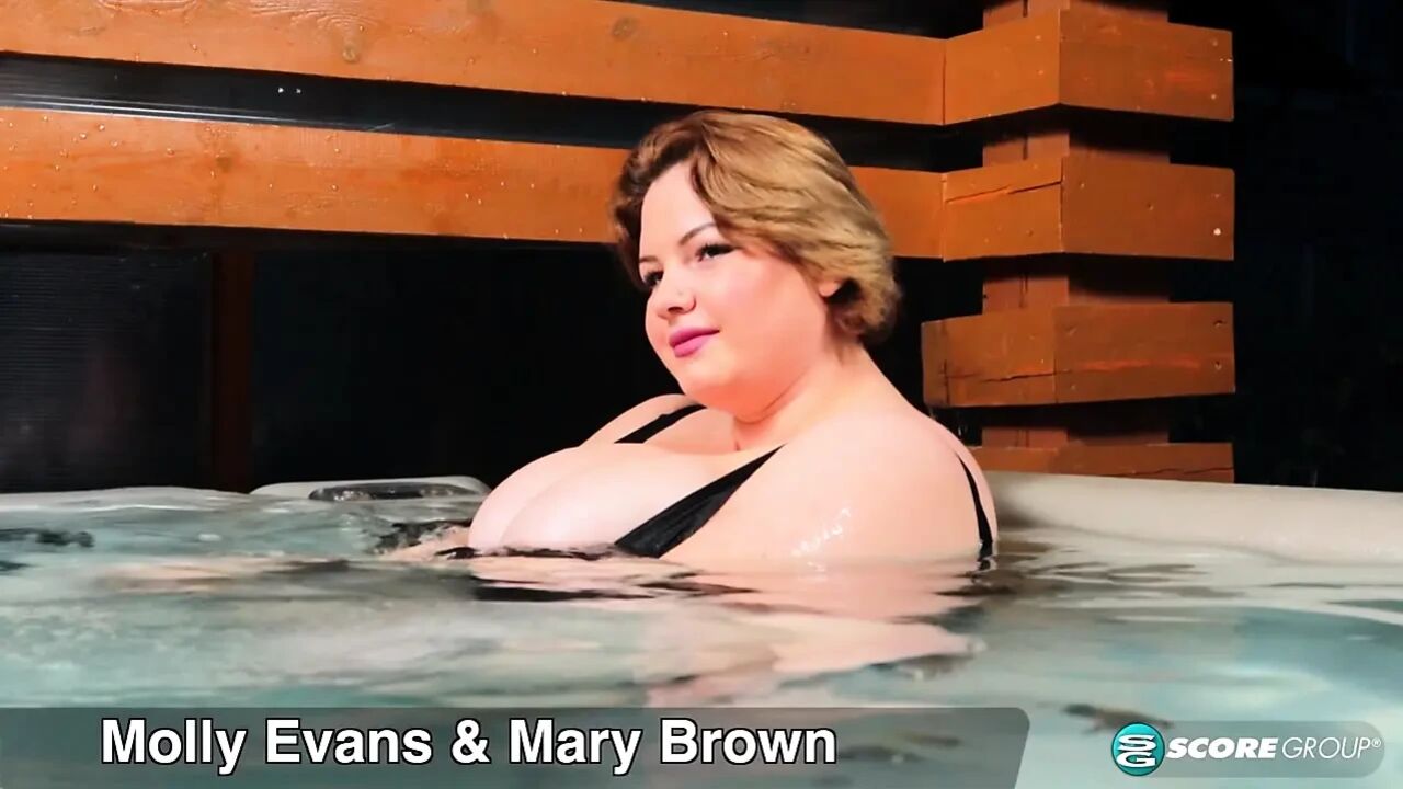Hot-tub fun with Molly Evans & Mary Brown