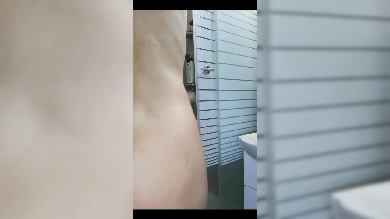 Come and Take a Shower with Me