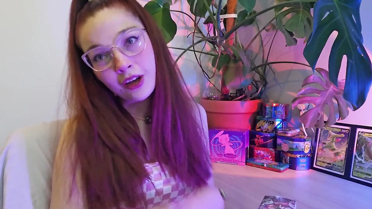 Asmr Toys Pulls Cute Redhead