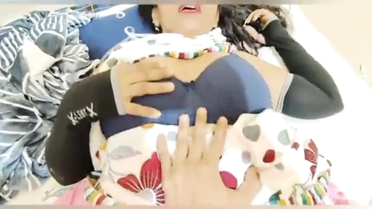Indian hot wife desi indian romantic sex in bedroom