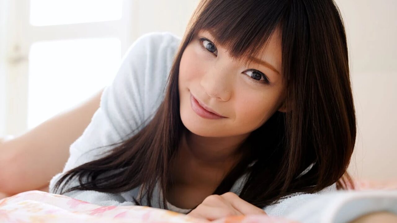Real and Beautiful Japanese Teen Has Hot Massage and Wet Sex