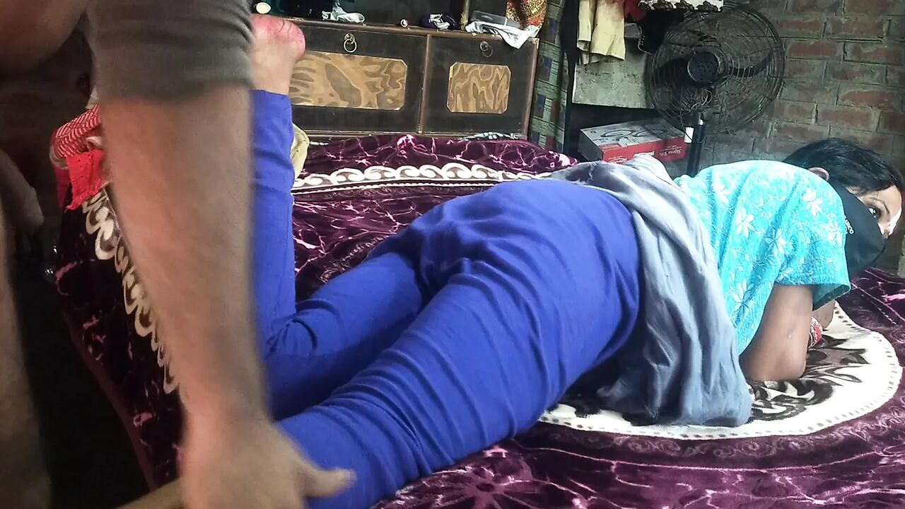 Indian bhabhi chudai videos for her real doggy chudai