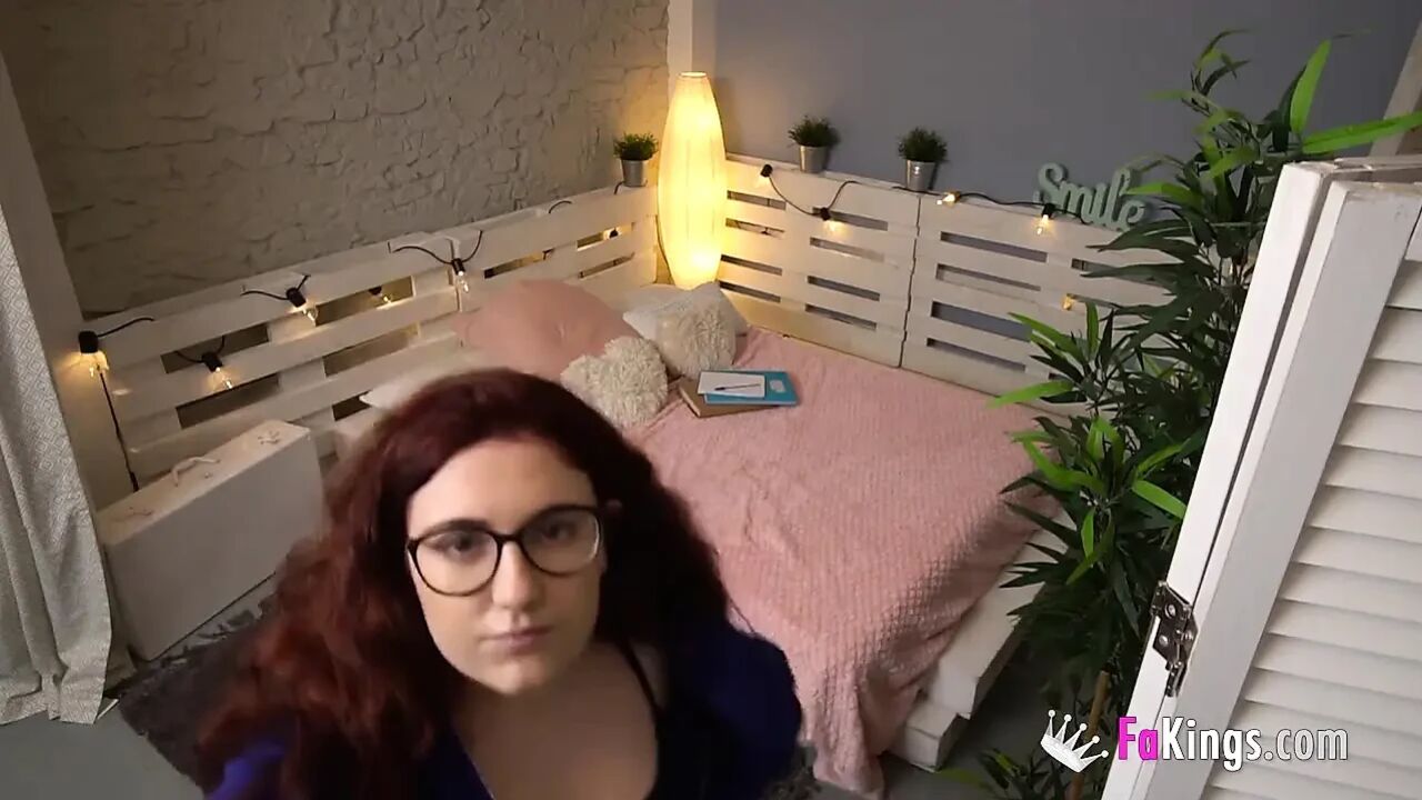 Redhead teen Ishtar shows us what she does at home with friends